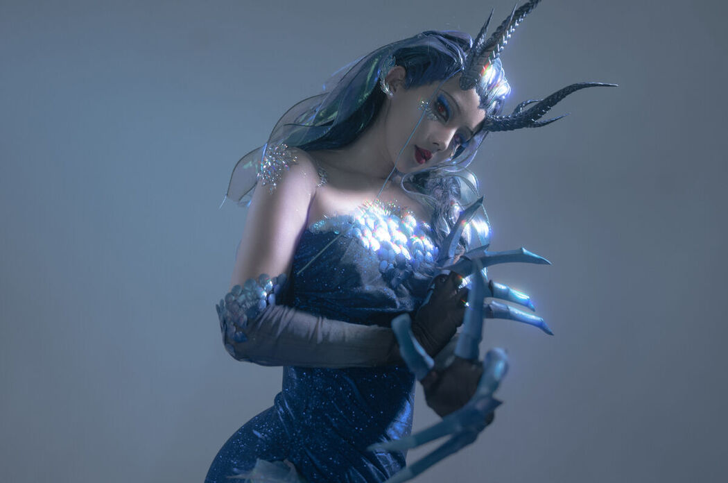 Coser@钛合金TiTi &#8211; 西海龙王 敖闰 (82P &#8211; 1V)