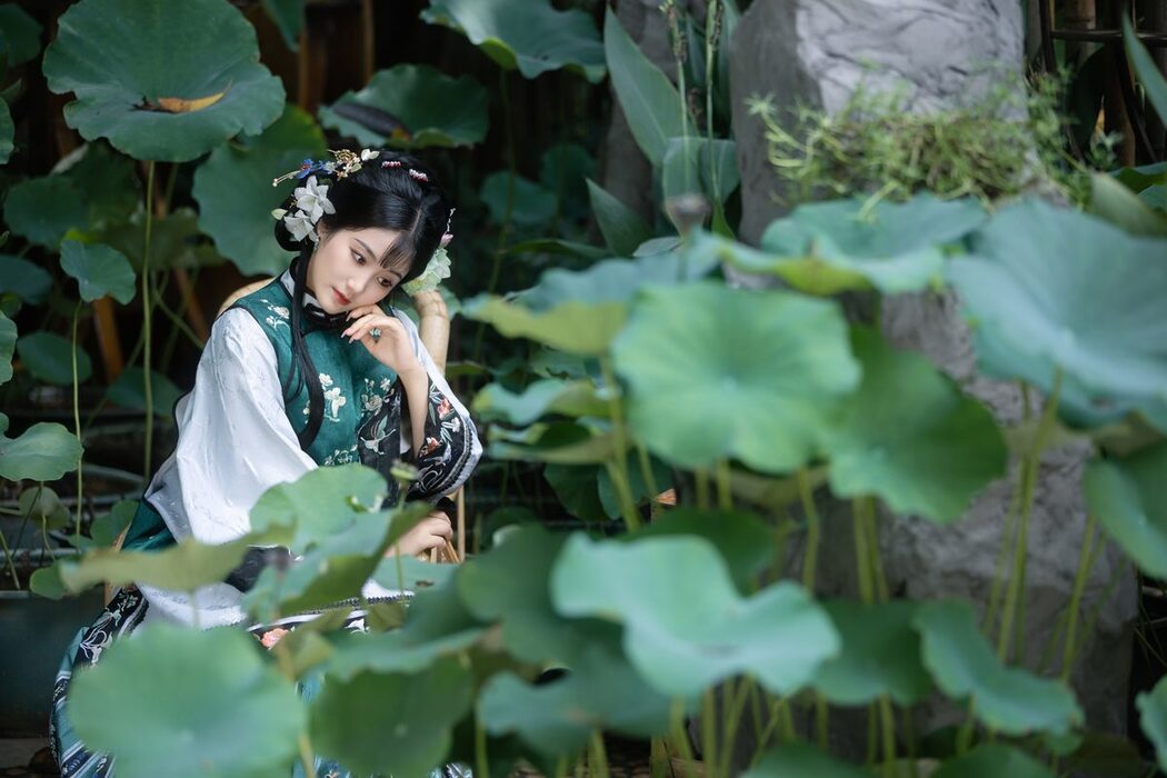 YiTuYu艺图语 Vol.5716 Qing Qing