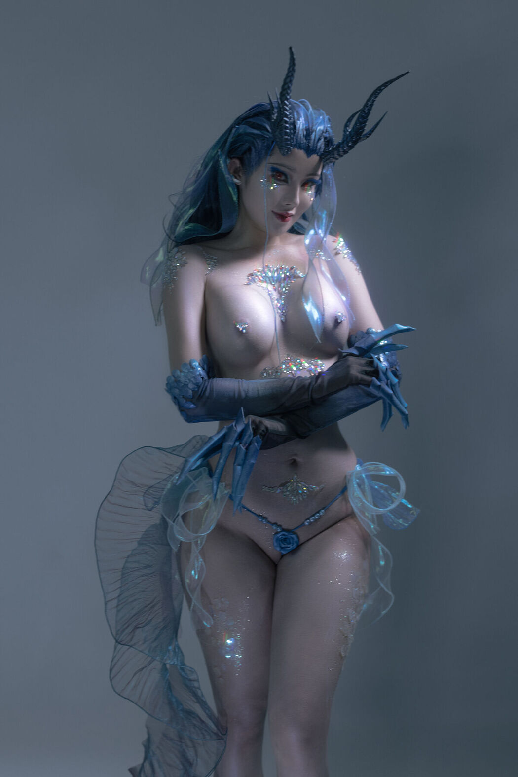 Coser@钛合金TiTi &#8211; 西海龙王 敖闰 (82P &#8211; 1V)