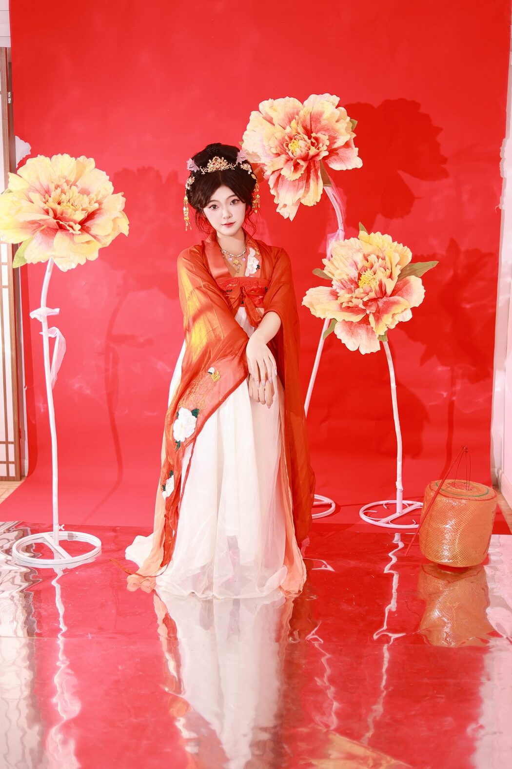 YiTuYu艺图语 Vol.5711 KaiLin Jiang