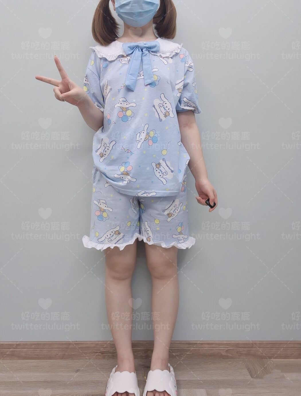 Coser@好吃的鹿鹿 And luluight – 顶级Cos白虎萝莉 私拍福利 Part02 (62P)