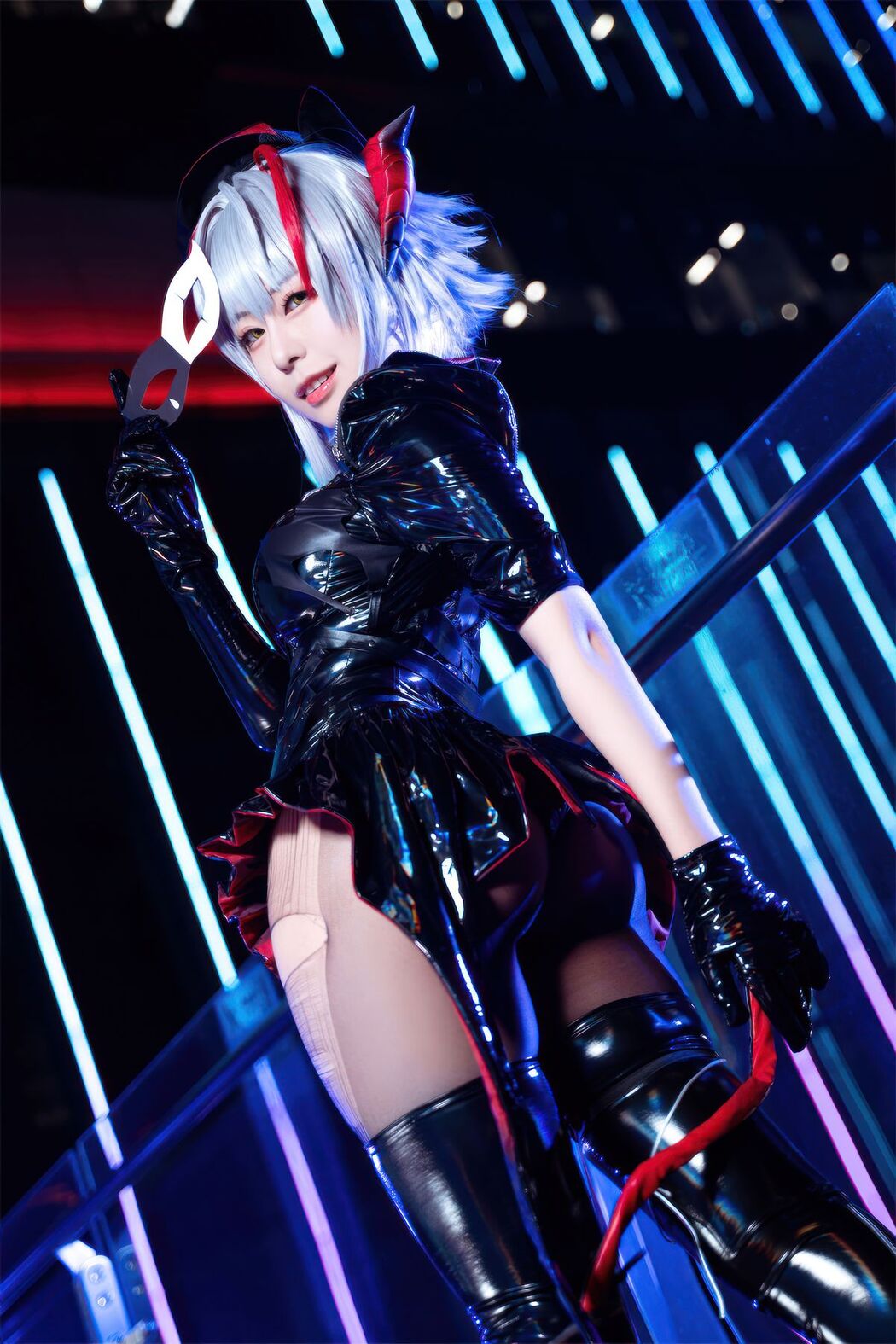 Coser@虎森森 &#8211; 明日方舟 W 怪盗 (31P)