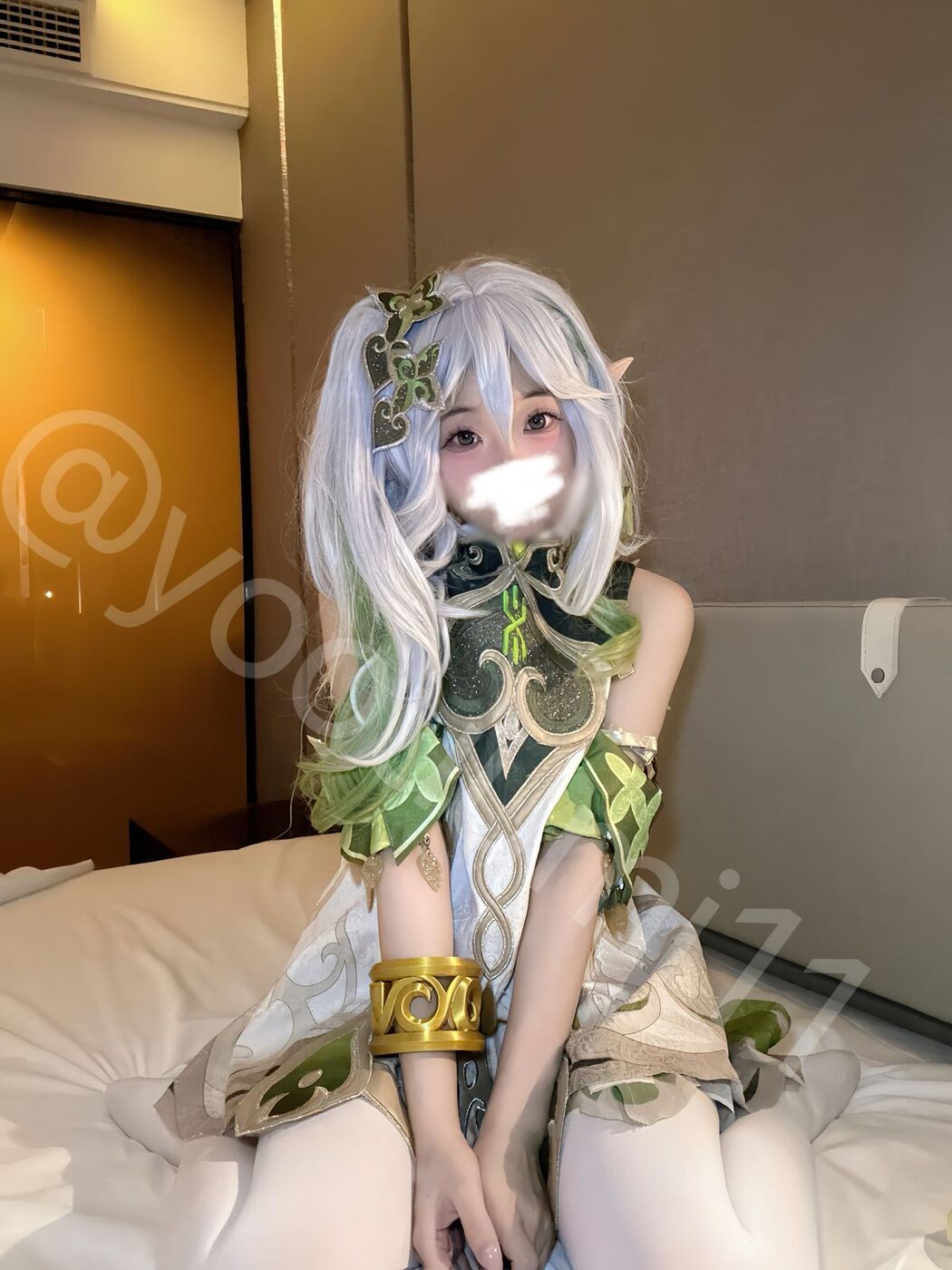 Coser@优米 – 新作JK露出 男厕户外露出 Part1 (62P – 1V)