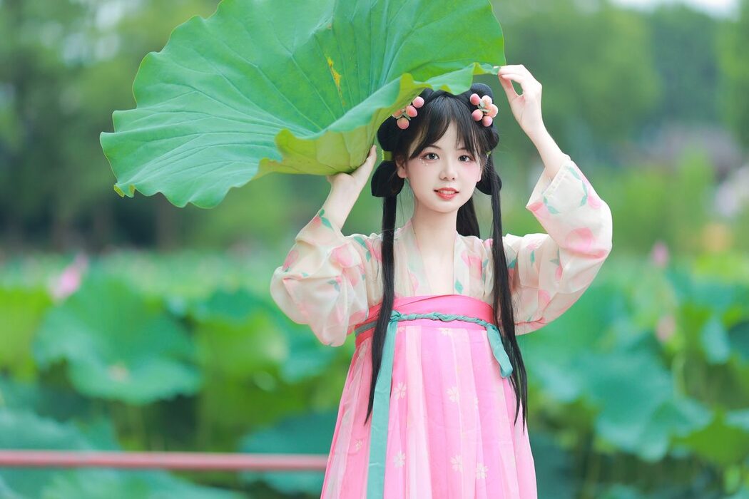 YiTuYu艺图语 Vol.5699 Mu Yan Se Cc