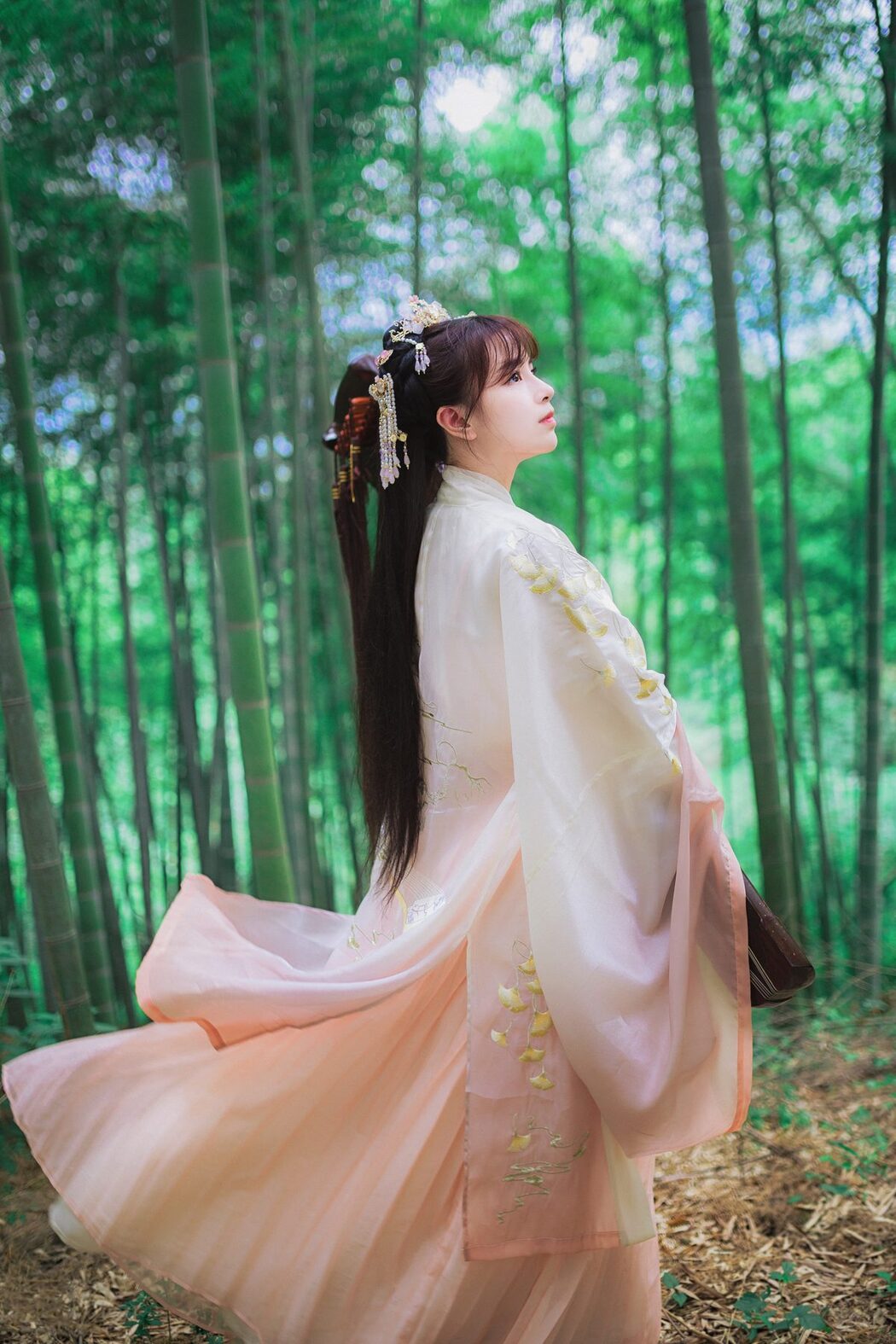 YiTuYu艺图语 Vol.5707 Gong Zi Bu Huai