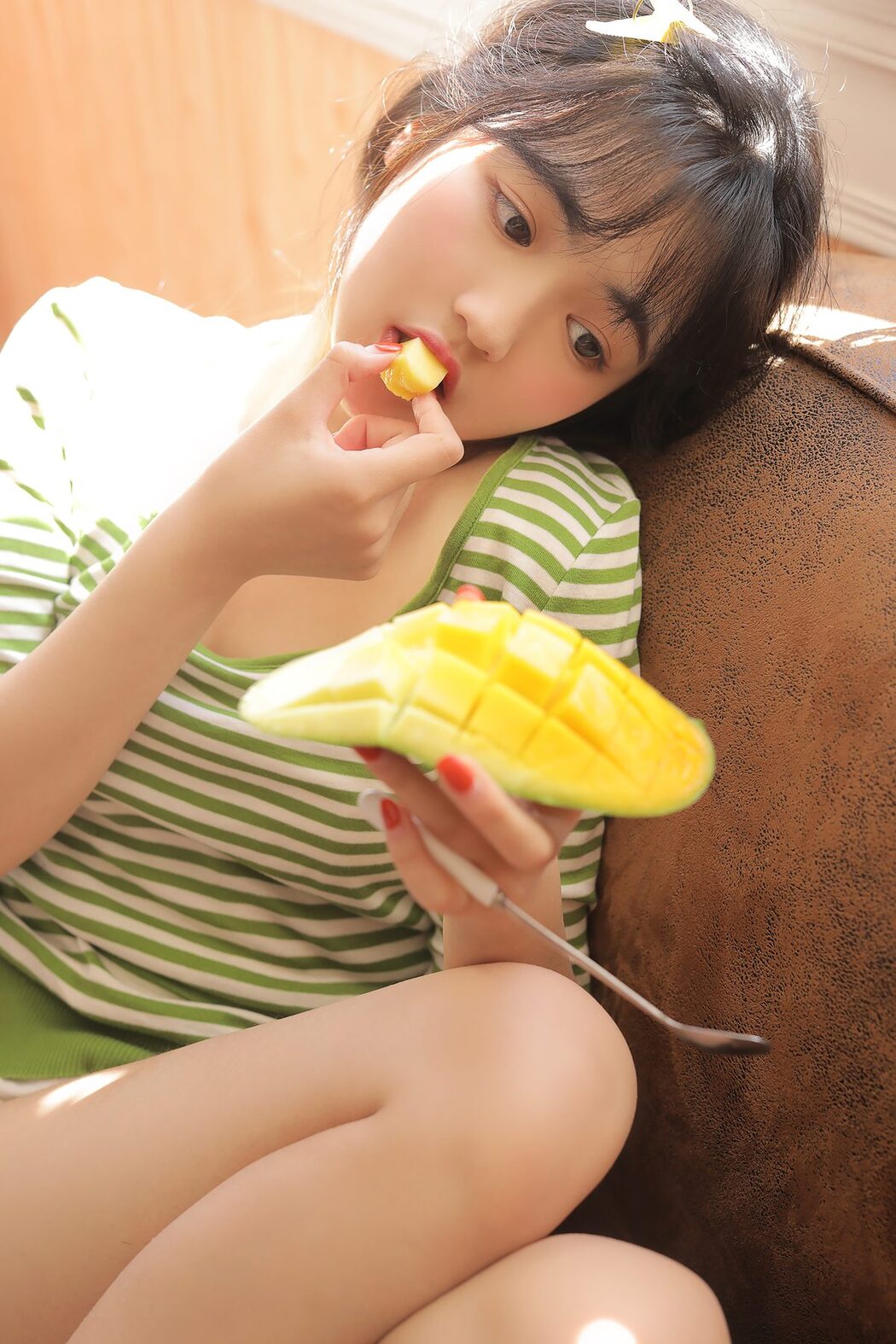 YiTuYu艺图语 Vol.5815 Zhou Zi Xin