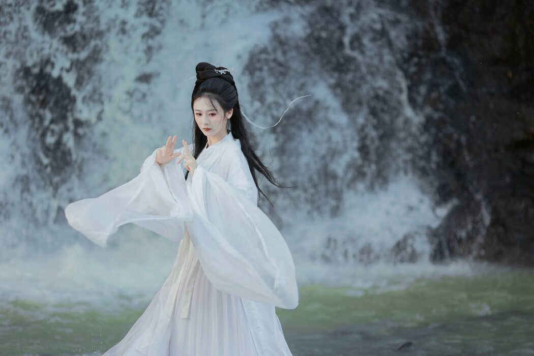 YiTuYu艺图语 Vol.5754 Shu Pian Yoyi