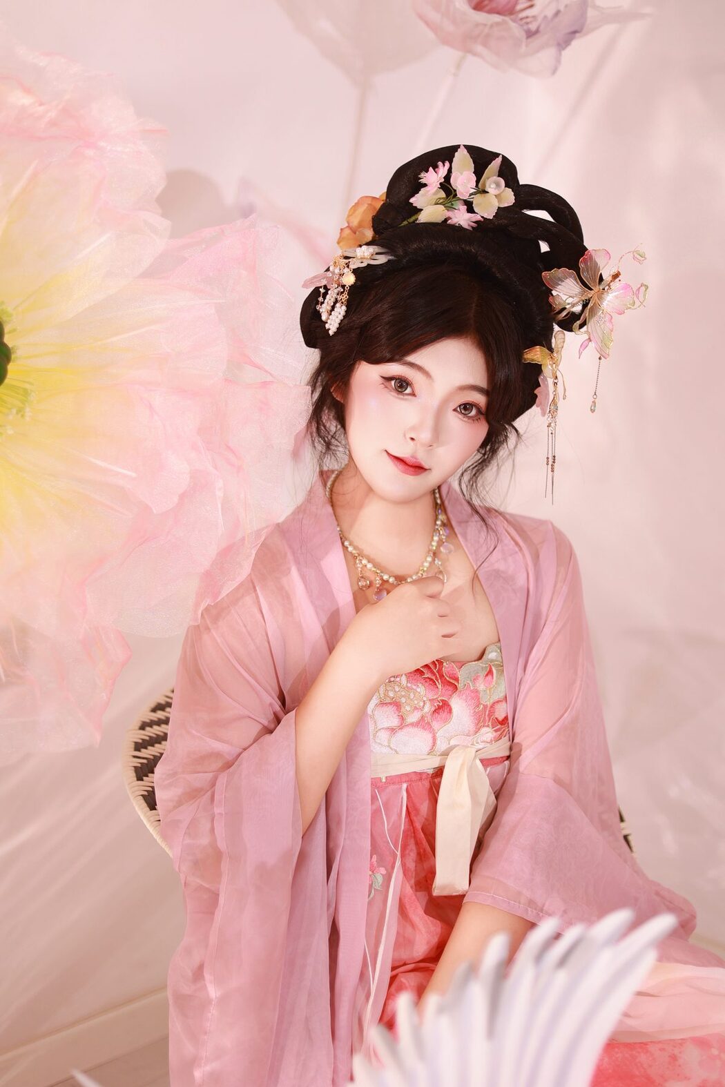 YiTuYu艺图语 Vol.5858 KaiLin Jiang