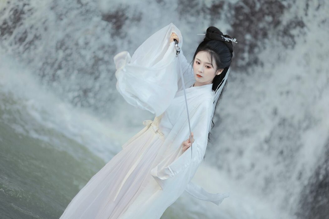 YiTuYu艺图语 Vol.5754 Shu Pian Yoyi