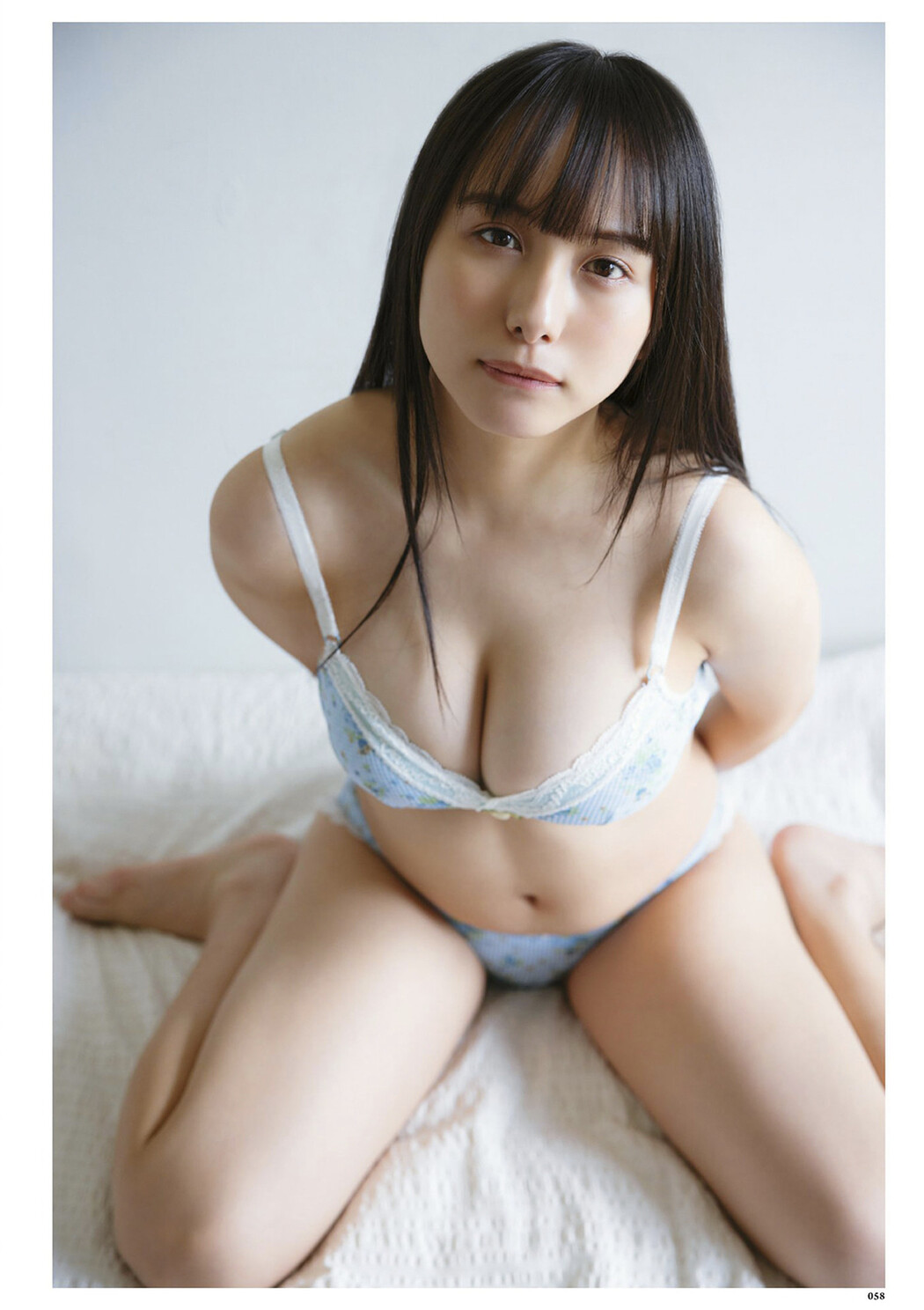 Mayu Niiya 新谷真由, DOLCE ドルチェ Vol.05
