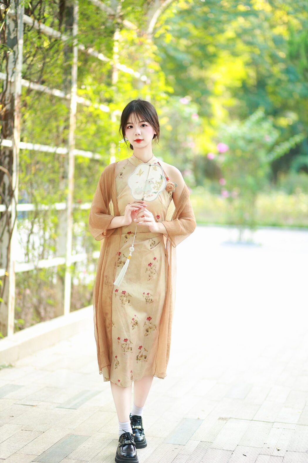 YiTuYu艺图语 Vol.5884 Mu Yan Se Cc