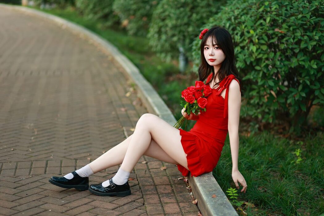 YiTuYu艺图语 Vol.5878 Mu Yan Se Cc
