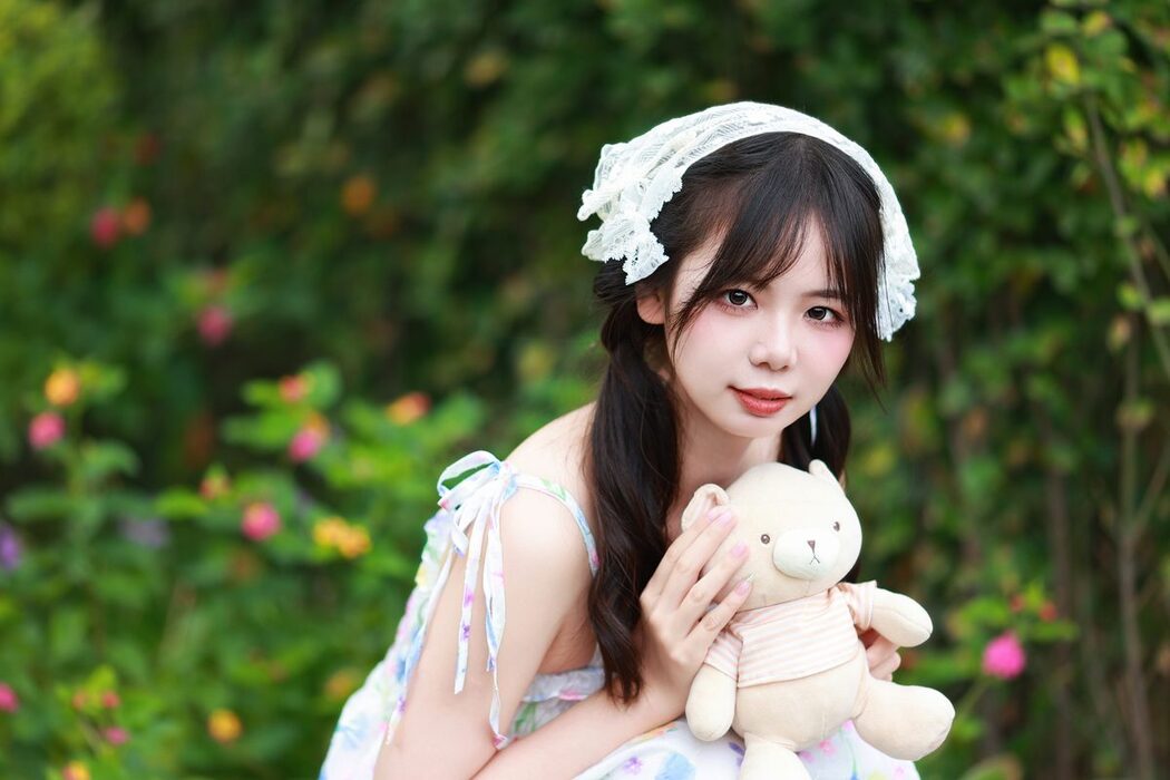 YiTuYu艺图语 Vol.5720 Mu Yan Se Cc