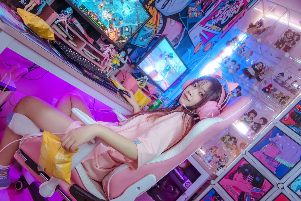 YiTuYu艺图语 Vol.5883 Yi Ke Li Zi