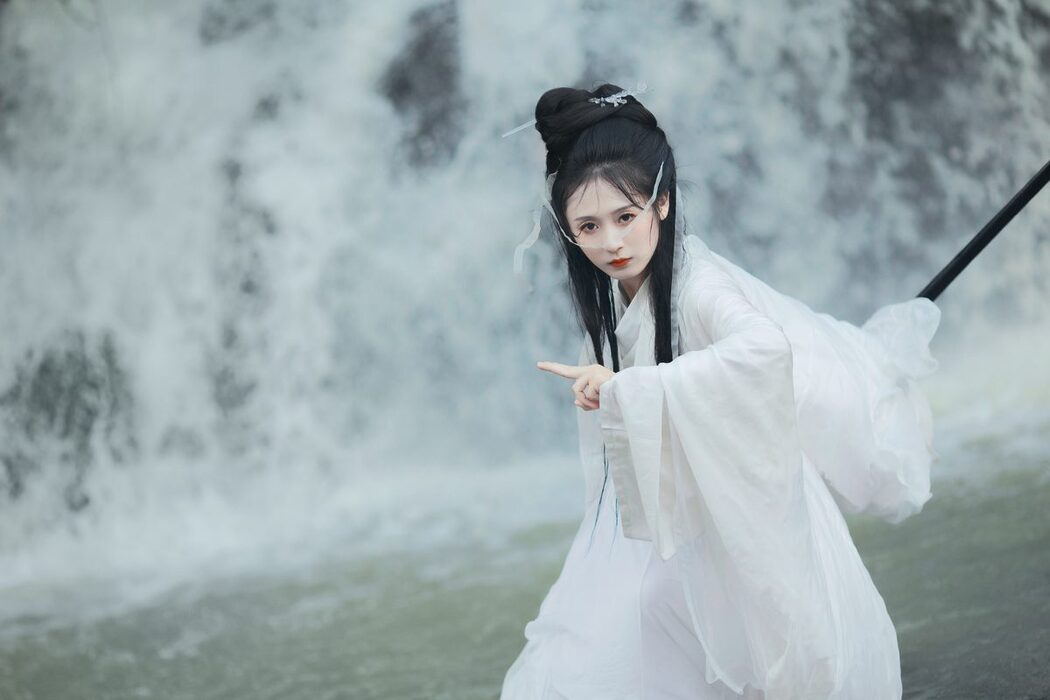 YiTuYu艺图语 Vol.5754 Shu Pian Yoyi