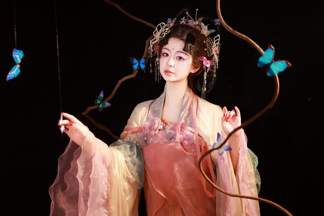 YiTuYu艺图语 Vol.5823 Bu Ke Ai De He He Miao