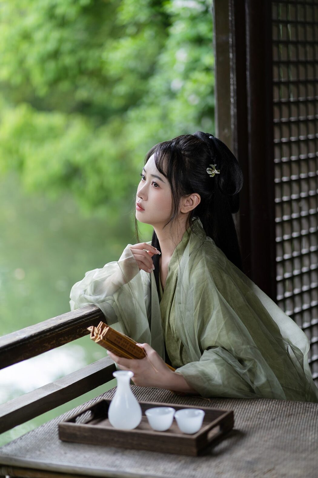 YiTuYu艺图语 Vol.5784 Jiao Yi Zhi Sui Sui
