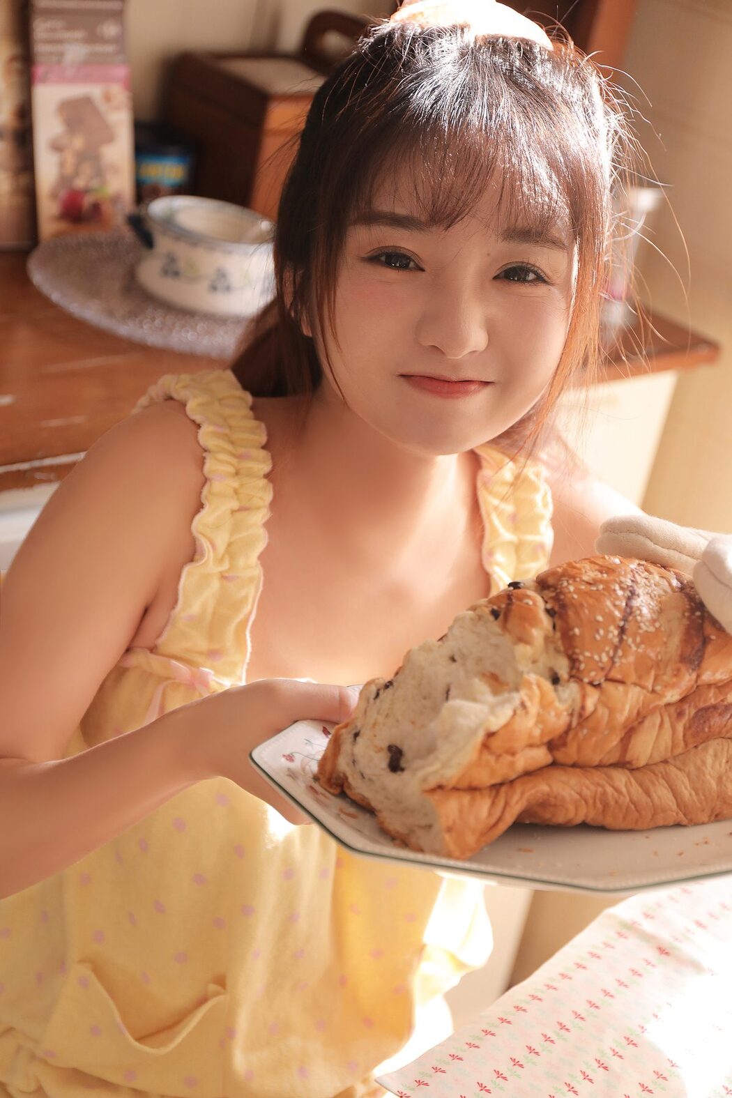 YiTuYu艺图语 Vol.5786 Lu Li