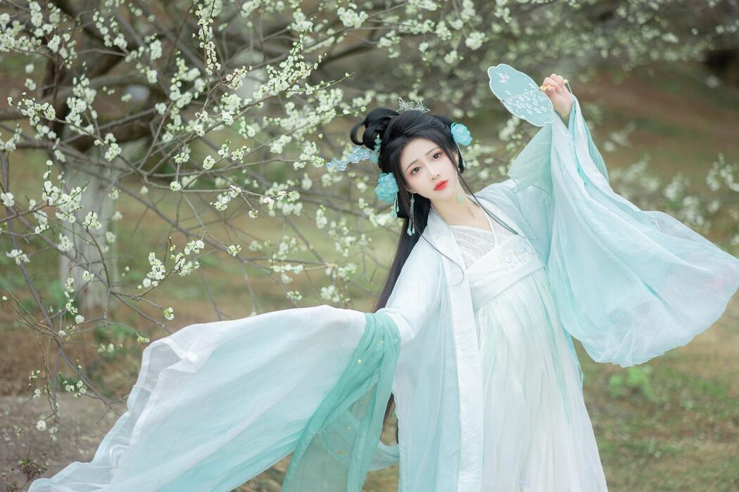 YiTuYu艺图语 Vol.5774 Qi Luo Sheng De Xiao Su Su