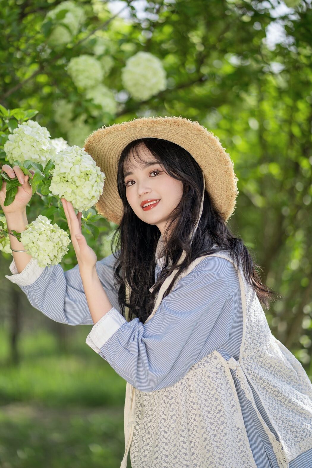 YiTuYu艺图语 Vol.5868 Xiao Ou O