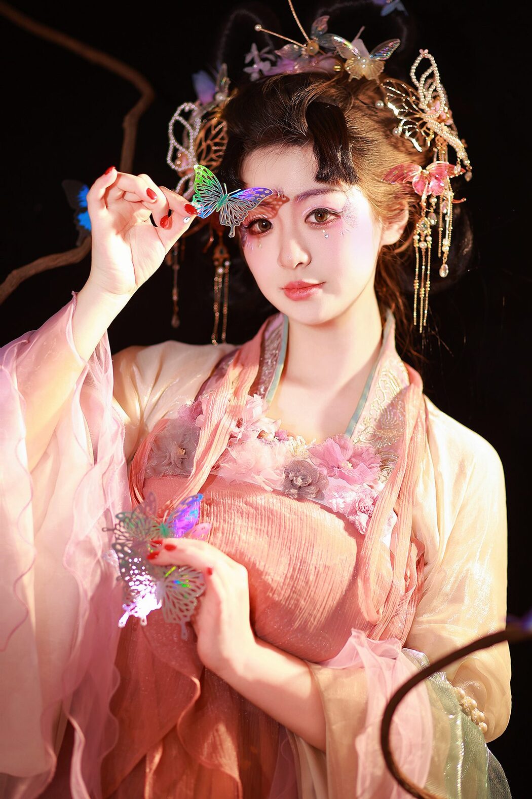 YiTuYu艺图语 Vol.5823 Bu Ke Ai De He He Miao Cover Photo