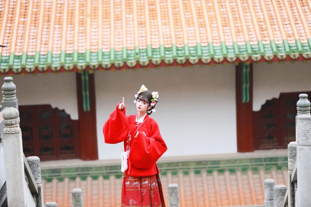 YiTuYu艺图语 Vol.5762 Tian Cai Shao Nu Fa Fa