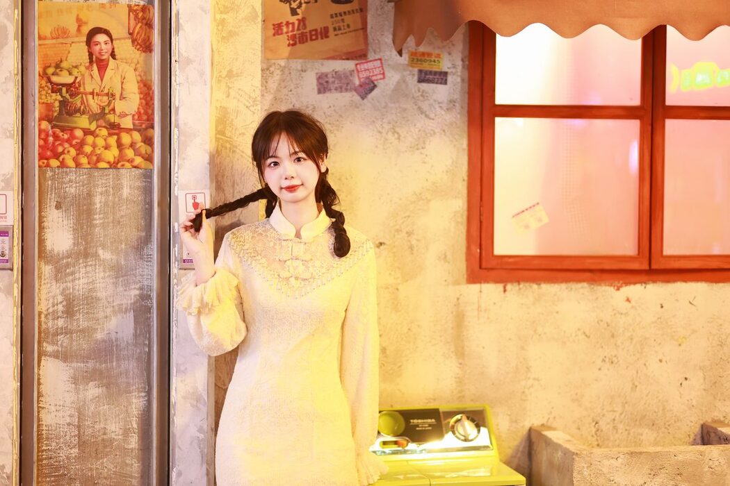 YiTuYu艺图语 Vol.5860 Mu Yan Se Cc