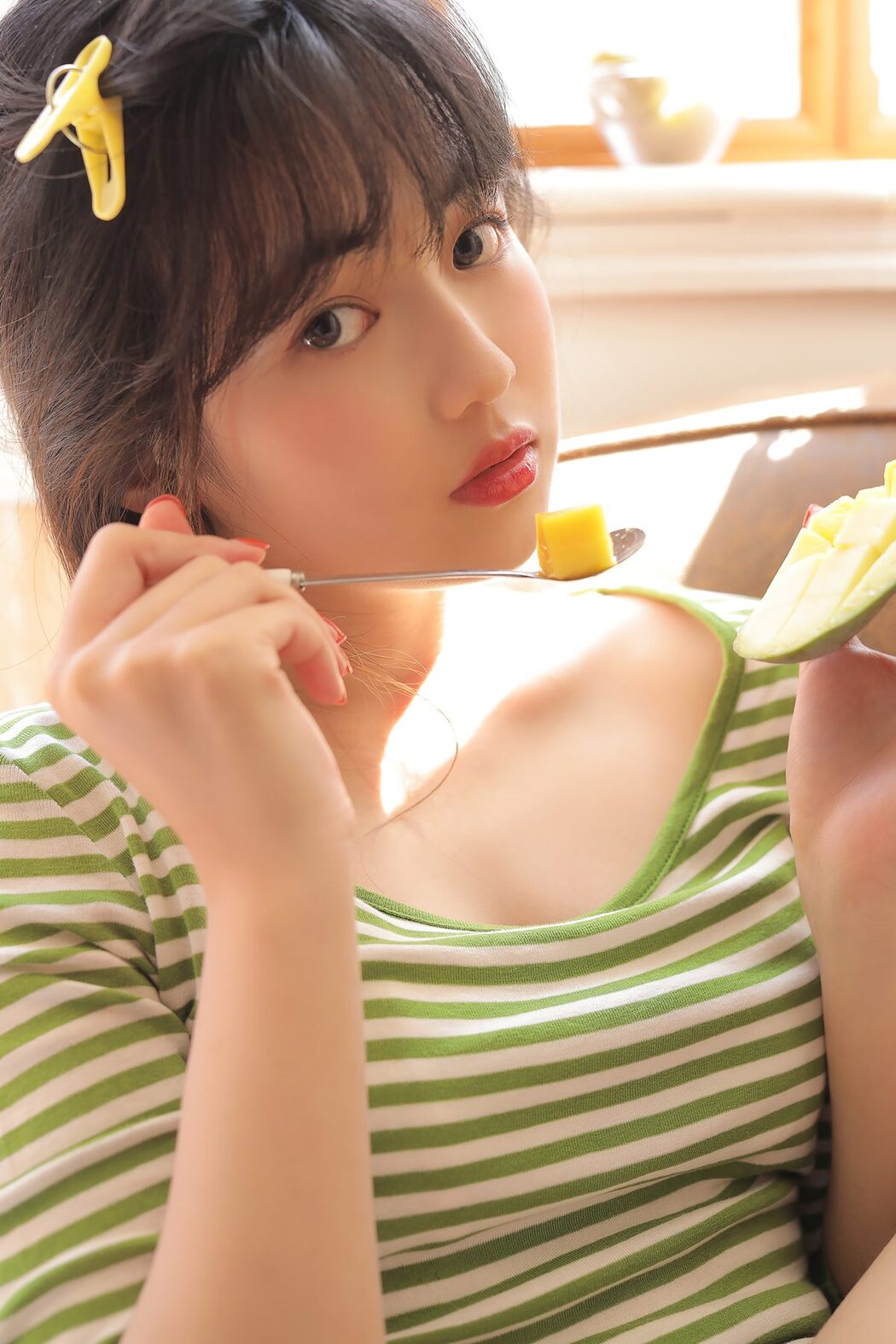 YiTuYu艺图语 Vol.5815 Zhou Zi Xin
