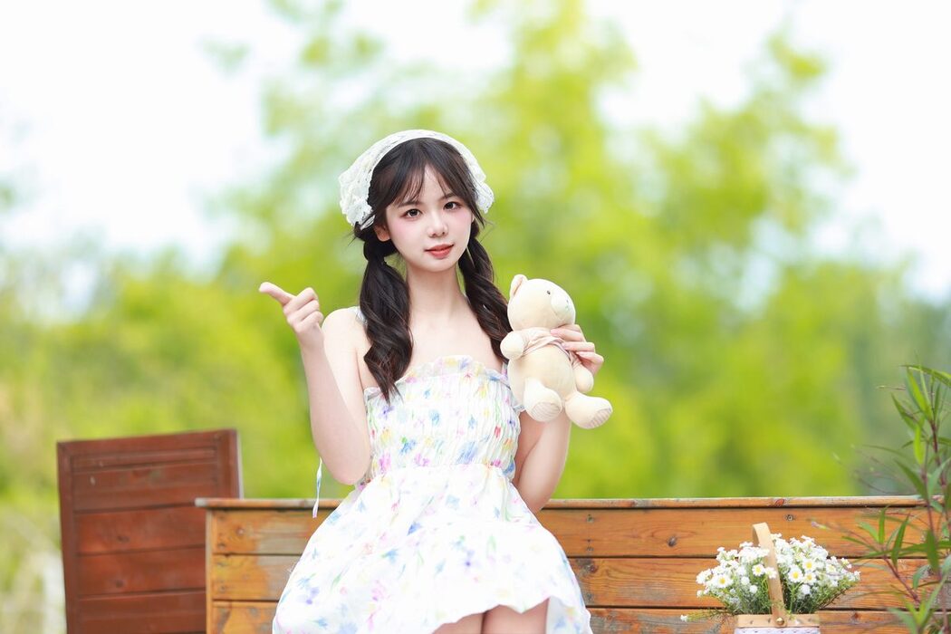YiTuYu艺图语 Vol.5720 Mu Yan Se Cc