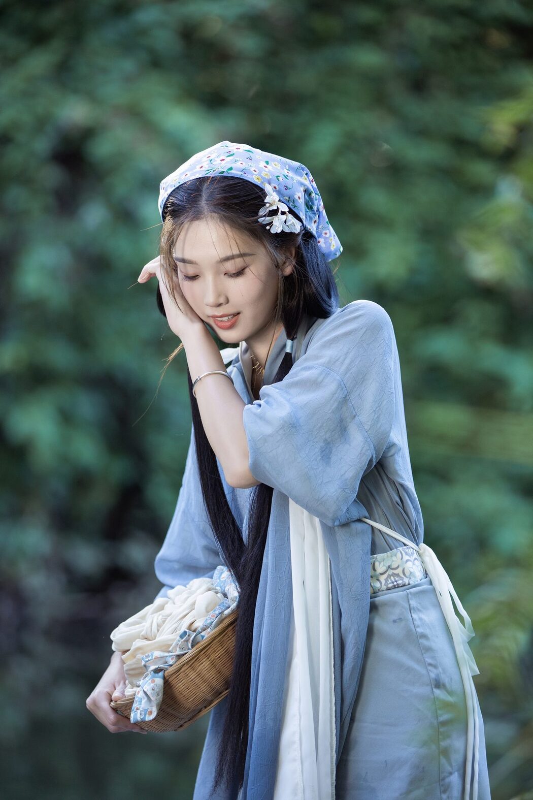 YiTuYu艺图语 Vol.5797 Zhi Zhi Qi