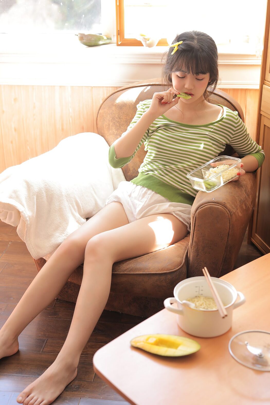 YiTuYu艺图语 Vol.5815 Zhou Zi Xin