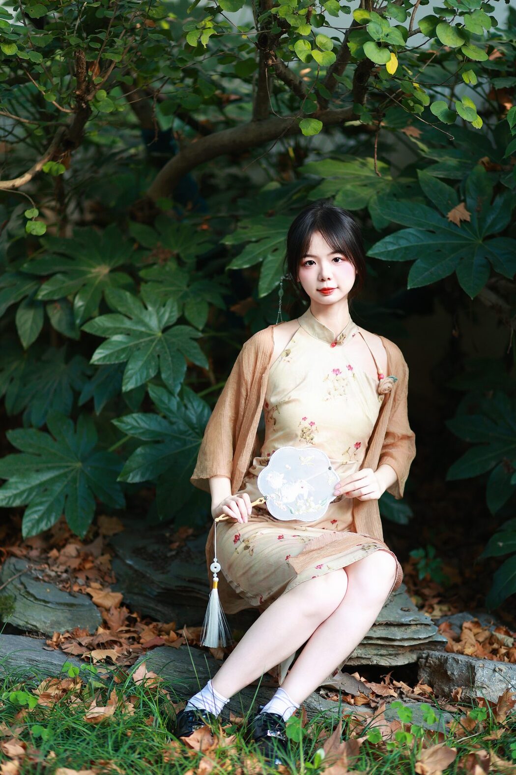 YiTuYu艺图语 Vol.5884 Mu Yan Se Cc