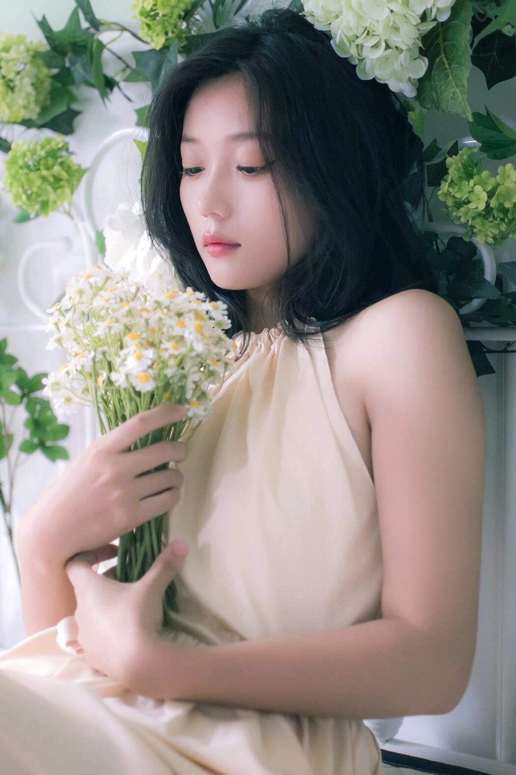 YiTuYu艺图语 Vol.5745 Ye Ye Cover Photo