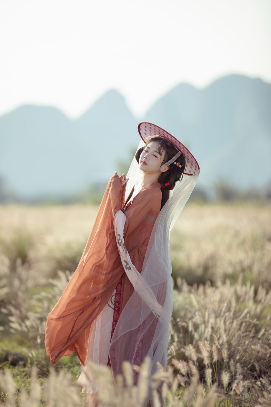 YiTuYu艺图语 Vol.5763 Suan La Tang Er