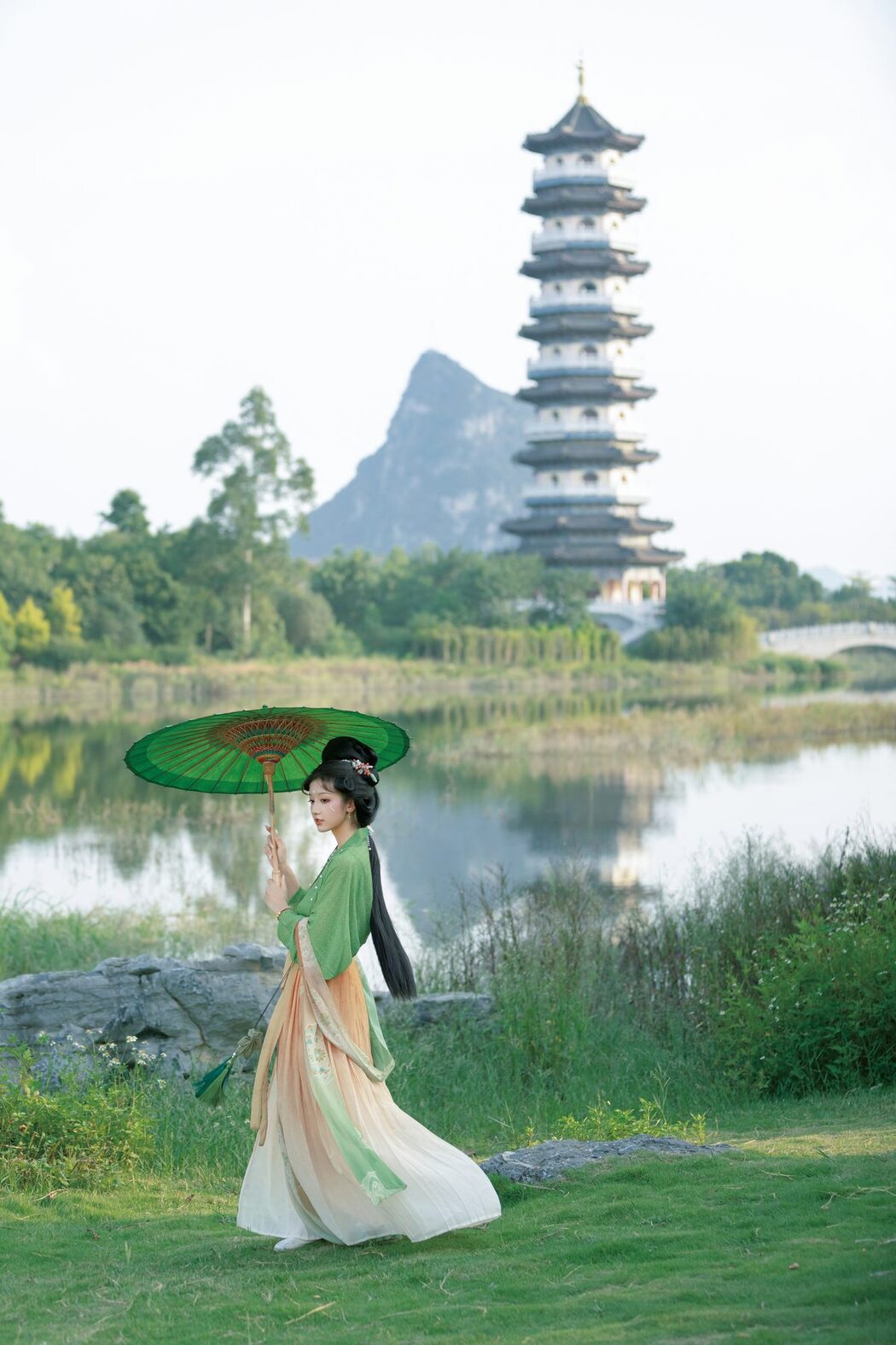 YiTuYu艺图语 Vol.5744 Xin Lan