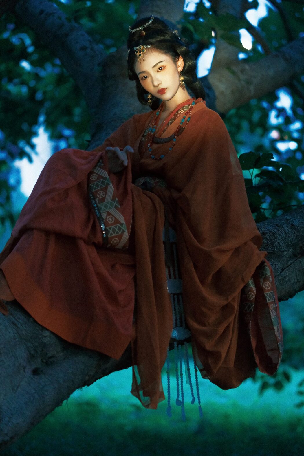YiTuYu艺图语 Vol.5779 Gu Xi Ren
