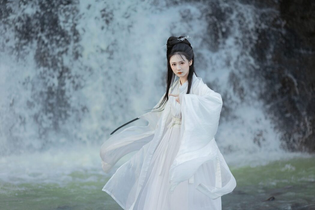 YiTuYu艺图语 Vol.5754 Shu Pian Yoyi