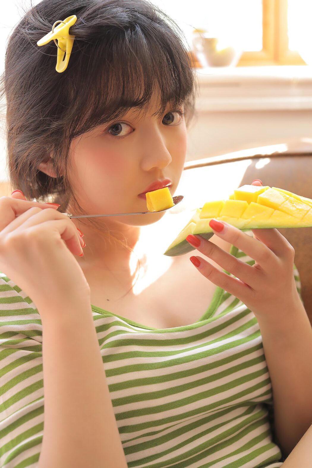 YiTuYu艺图语 Vol.5815 Zhou Zi Xin