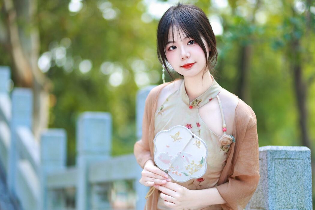 YiTuYu艺图语 Vol.5884 Mu Yan Se Cc