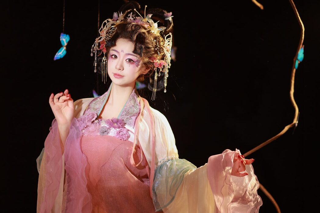 YiTuYu艺图语 Vol.5823 Bu Ke Ai De He He Miao