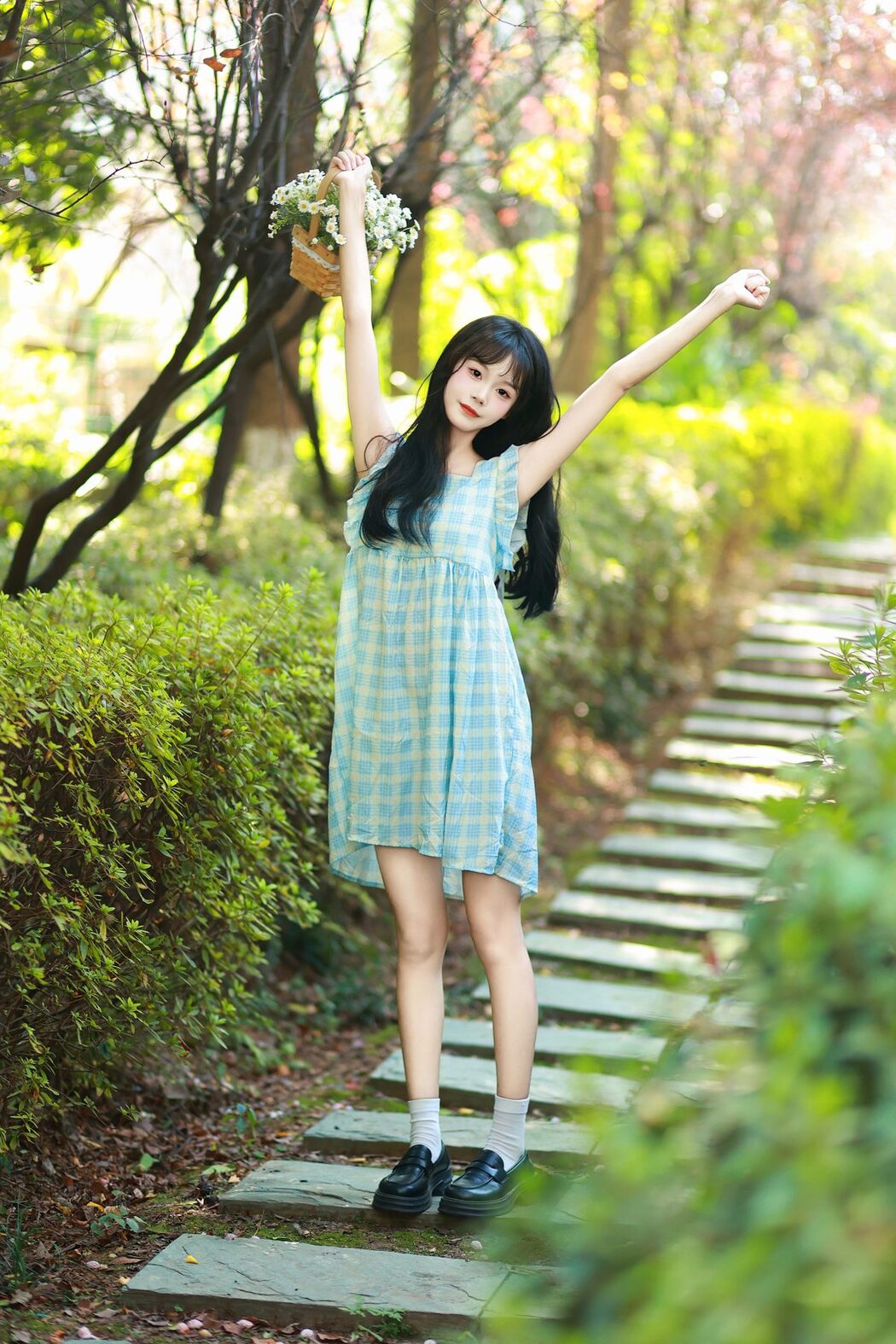 YiTuYu艺图语 Vol.5873 Guan Ning