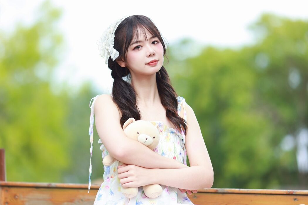 YiTuYu艺图语 Vol.5720 Mu Yan Se Cc