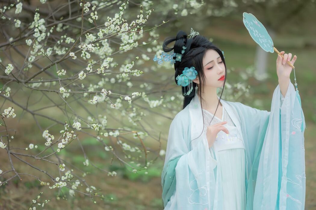 YiTuYu艺图语 Vol.5774 Qi Luo Sheng De Xiao Su Su