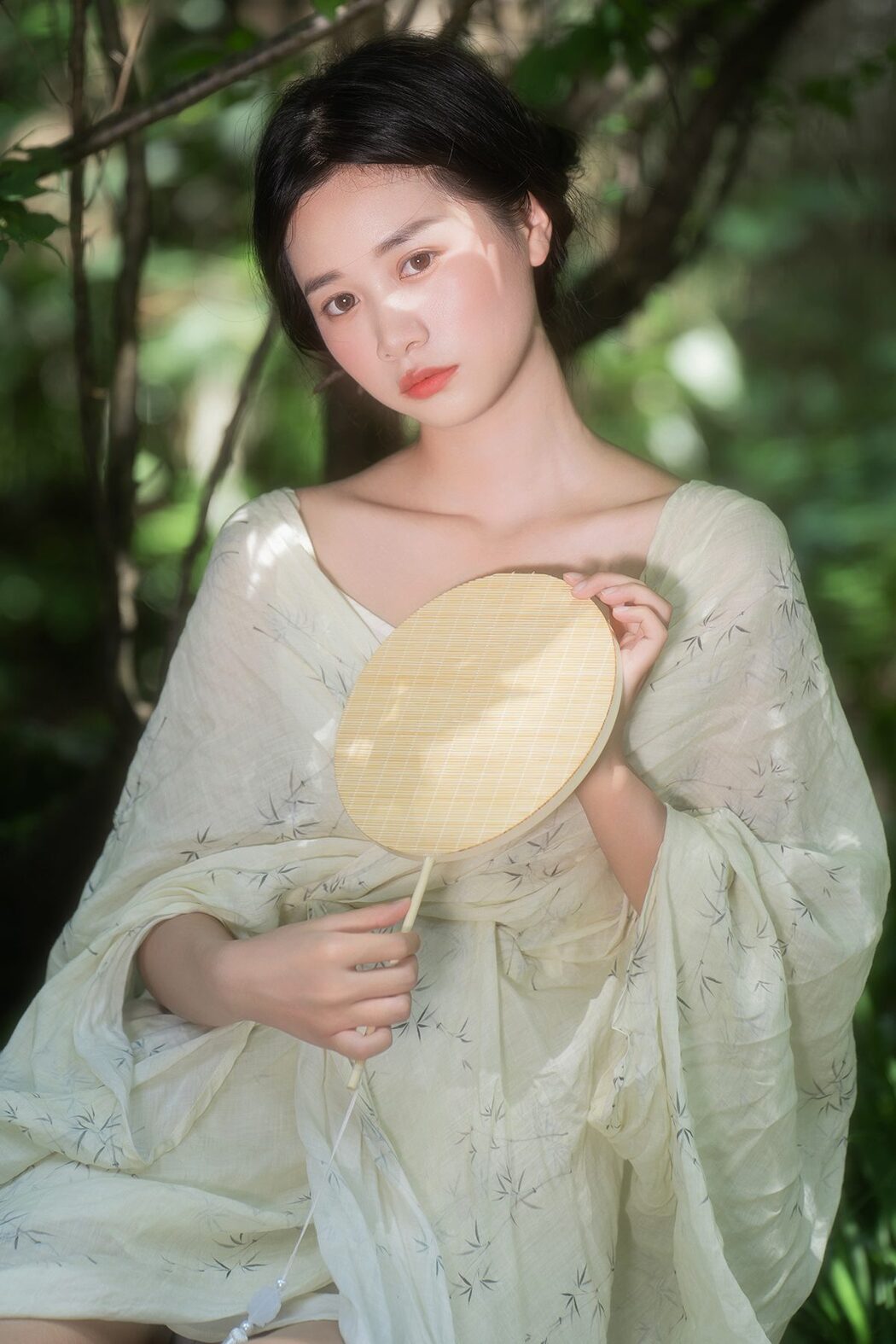 YiTuYu艺图语 Vol.5843 Cheng Zi Shu Cover Photo