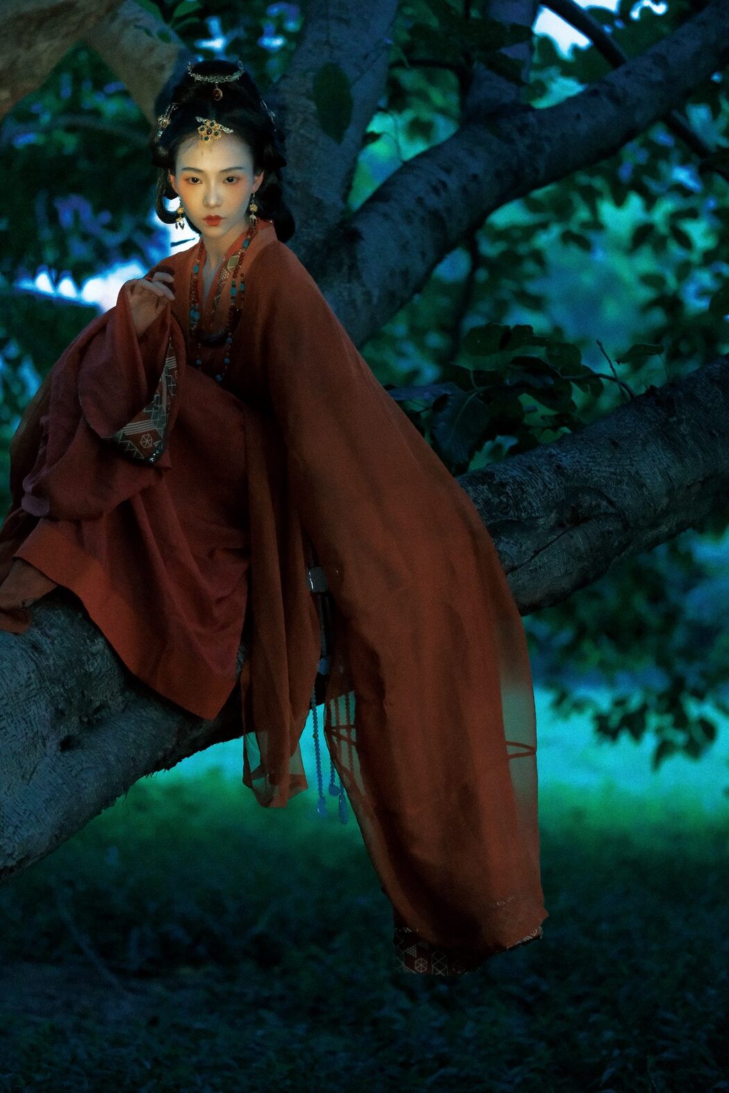 YiTuYu艺图语 Vol.5779 Gu Xi Ren