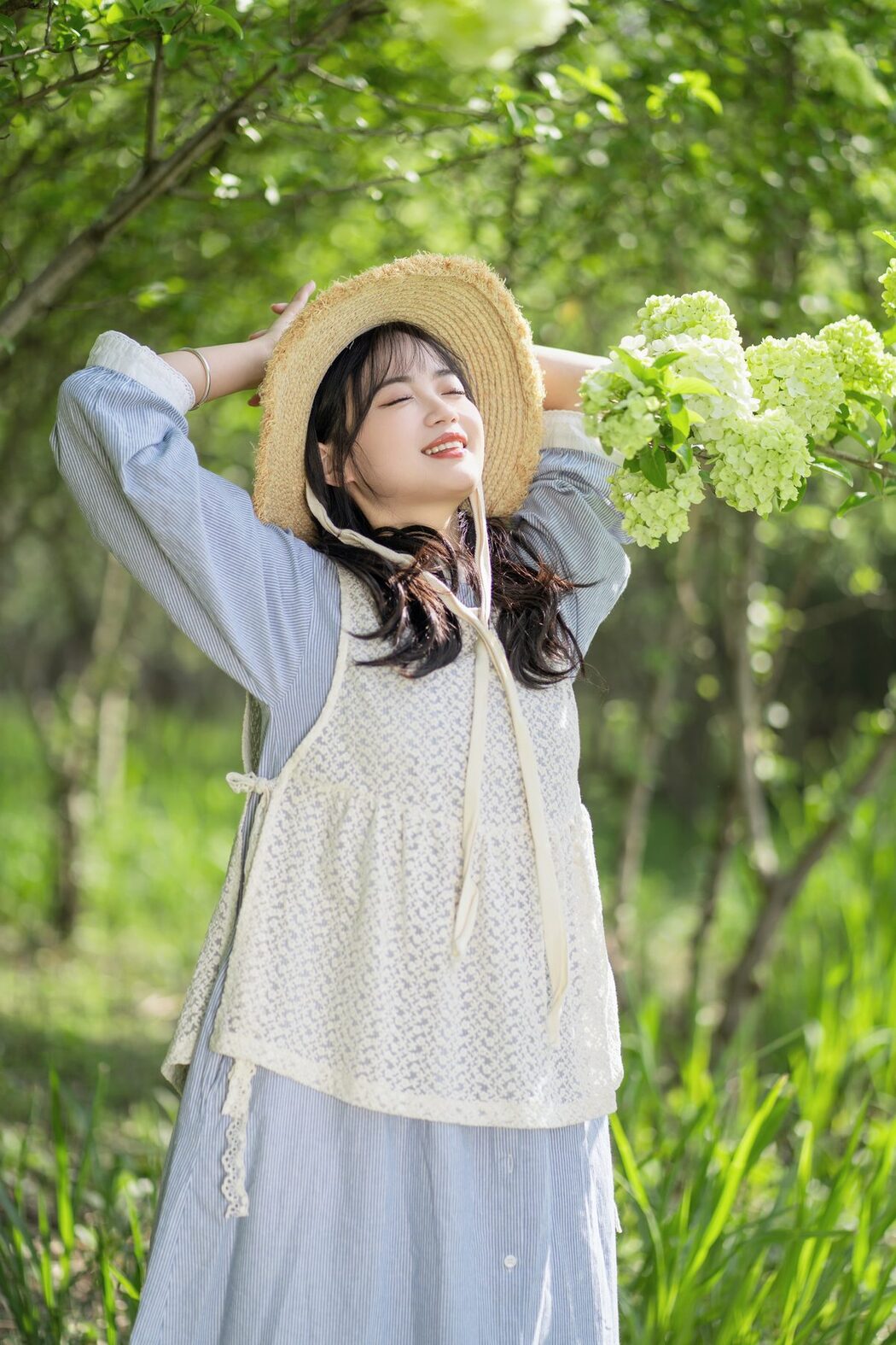 YiTuYu艺图语 Vol.5868 Xiao Ou O