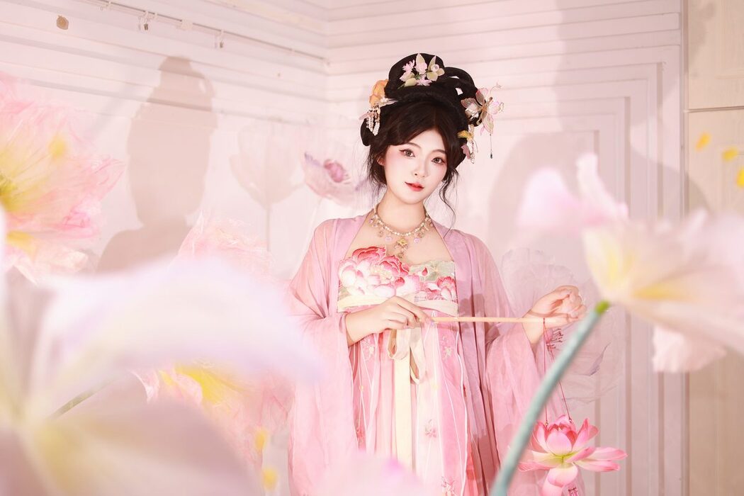 YiTuYu艺图语 Vol.5858 KaiLin Jiang