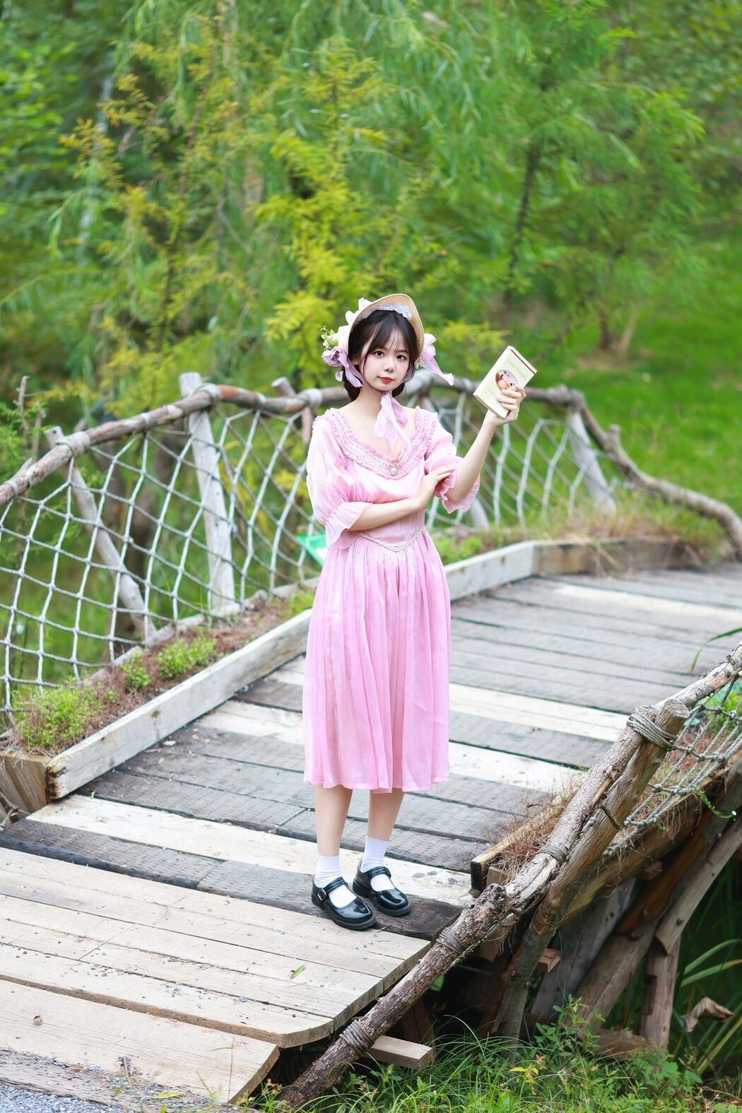 YiTuYu艺图语 Vol.5734 Mu Yan Se Cc