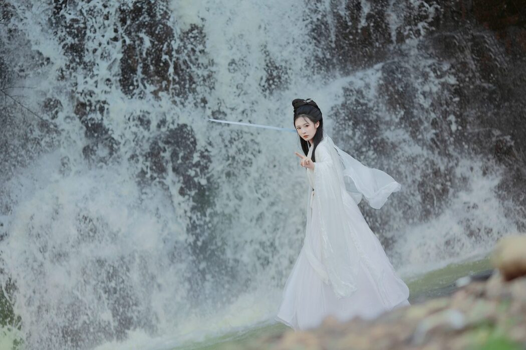 YiTuYu艺图语 Vol.5754 Shu Pian Yoyi