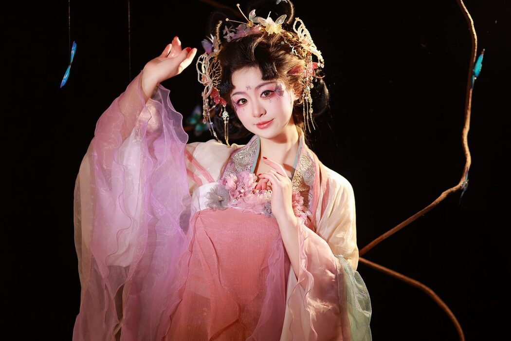 YiTuYu艺图语 Vol.5823 Bu Ke Ai De He He Miao